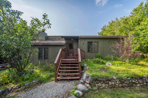 332 Beacon Hill Rd, Allenstown, NH 03275-3302