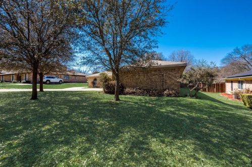 6804 Lancelot Ct, Fort Worth, TX 76133-5005