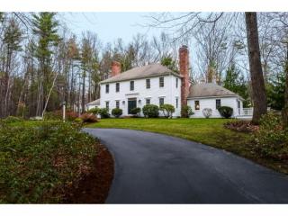 11 General Amherst Rd, Amherst, NH 03031-3018