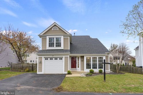 397 Deerpath Ave, Leesburg, VA 20175-2514