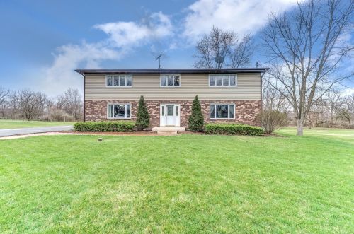 11935 Stephanie Ln, Mokena, IL 60448-8477