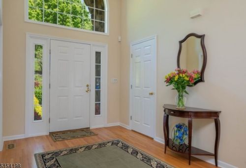 33 Roc Etam Rd, Dover NJ  07869-2427 exterior