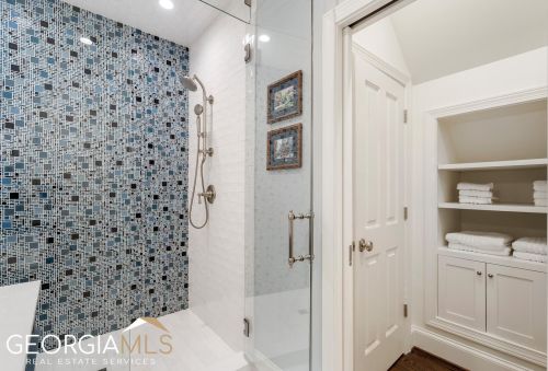 2990 Margaret Mitchell Dr, Atlanta GA  30327-1708 exterior