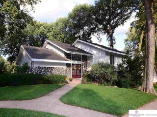 416 Ridgewood Dr, Bellevue, NE 68005-4792