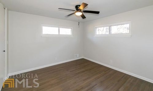 3007 Dogwood Dr, Atlanta GA  30344-3905 exterior
