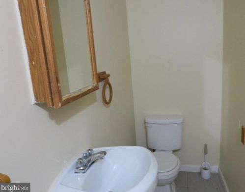 15253 Lodge Ter, Woodbridge VA  22191-3805 exterior