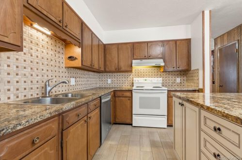 2410 Spruce Ave, Estes Park CO exterior