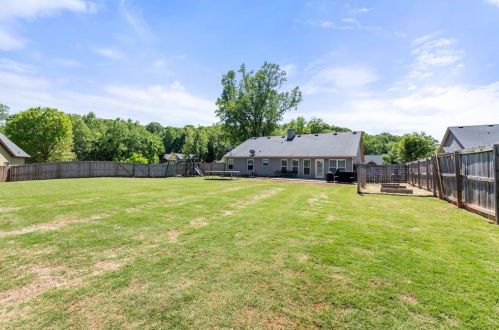 414 Lake Vista Dr, Jefferson GA  30549-4619 exterior