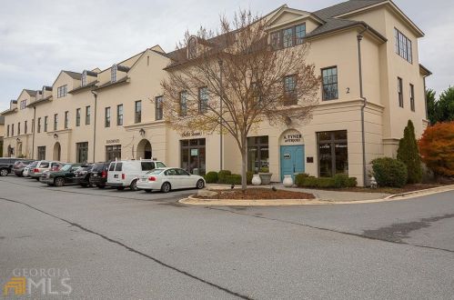 2388 Hurst Dr, Atlanta GA  30305-4233 exterior