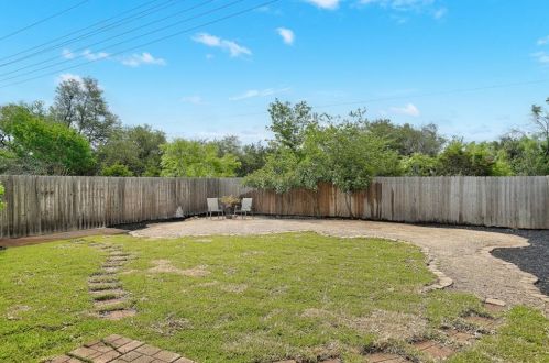 14313 Ballycastle Trl, Austin TX  78717-4447 exterior