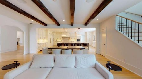 3206 Arden Rd, Atlanta GA  30327-1262 exterior