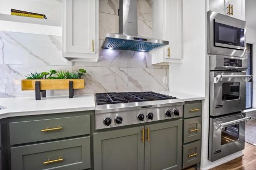 1118 Wiltshire Dr, Carrollton TX 75007-4810 exterior