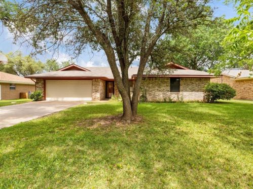 1357 Inglewood Dr, Stephenville, TX 76401-1612
