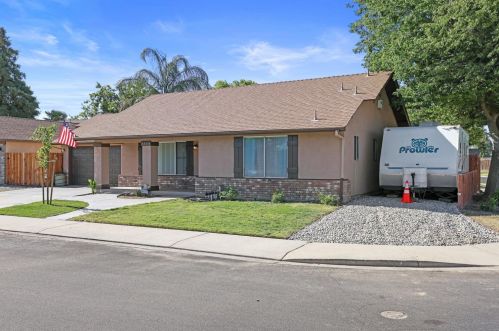 4008 Nugget Dr, Modesto, CA 95355-9526