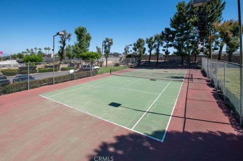 1711 Park Glen Cir, Santa Ana CA  92706-2260 exterior