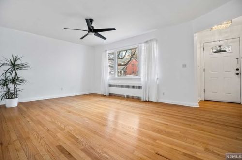 25 Prospect St, Paterson NJ  07506-3717 exterior