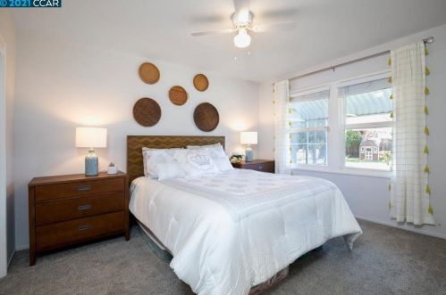 1829 Noemi Dr, Concord CA  94519-1445 exterior