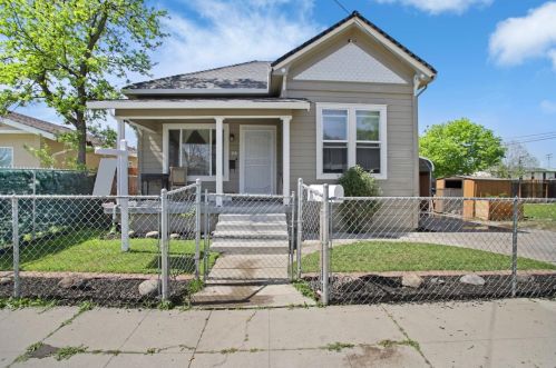 115 Della St, Stockton, CA 95205-5504