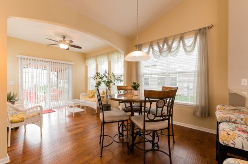 1832 Kelley Ln, Pingree Grove IL  60140-5410 exterior