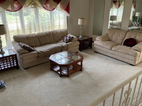 128 Inner Circle Dr, Des Plaines, IL 60016-2238