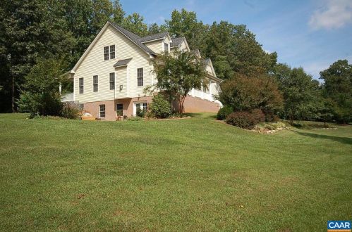 2753 Amicus Rd, Stanardsville, VA 22973-3156