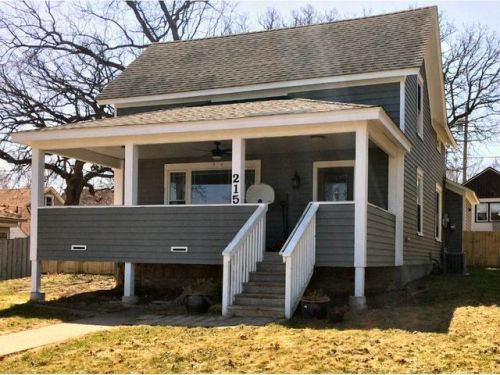 215 5th St, Hastings, MN 55033-1905