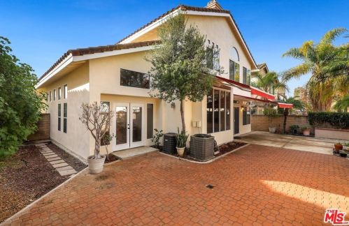 4971 Corso Cir, Cypress CA 90630-3564 exterior