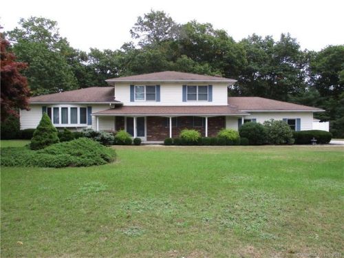 40 Vezina Dr, Killingly CT  06239-4230 exterior