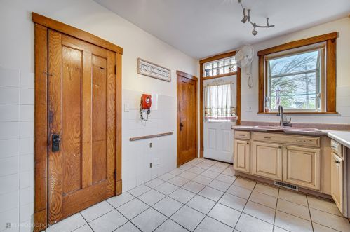 2835 Cuyler Ave, Forest View IL  60402-2715 exterior