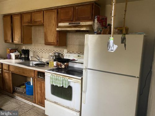 1909 24th St, Philadelphia, PA 19145-2614