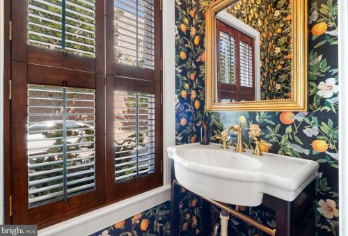 532 22nd St, Philadelphia PA 19140-4703 exterior