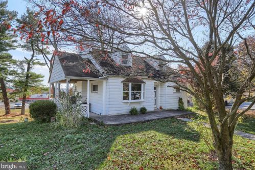 3991 Sunnycrest Dr, Harrisburg, PA 17109-5912