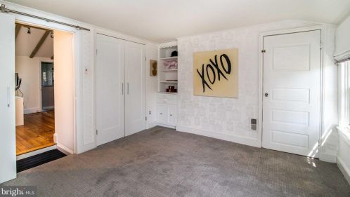 312 Juniper St, Philadelphia PA  19107-5818 exterior