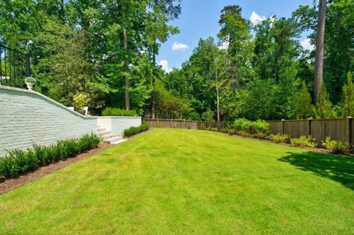 2799 Mabry Rd, Atlanta GA  30319-2828 exterior