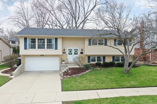 415 Braeside Dr, Arlington Hts, IL 60004-2057