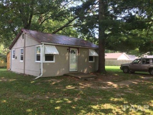 192 Gunion Ave, Pekin, IL 61554-6404
