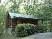 2313 Summer Ln, Pigeon Forge, TN 37876-7416