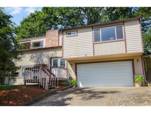 3831 4th St, Damascus, OR 97030