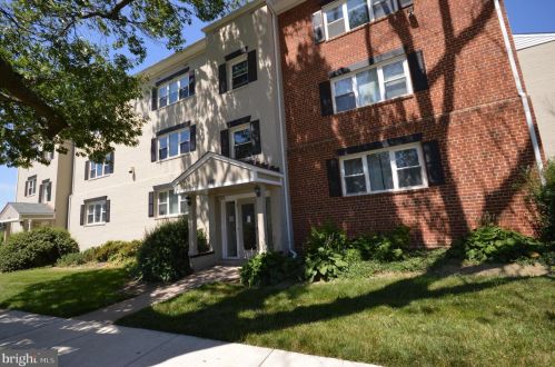 6180 Greenwood Dr, Falls Church, VA 22044-2552