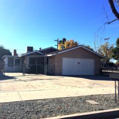 901 Wesley Pl, Hemet, CA 92543-6147