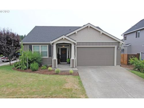 1020 Tailor St, Estacada OR  97023-7617 exterior