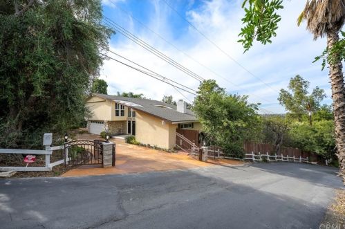 329 Timken Rd, Anaheim, CA 92808-1369