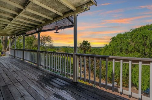 8210 Baldwin St, Valley Springs, CA 95252-8306