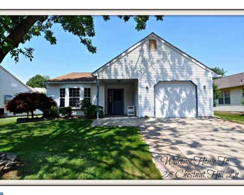 28 Chestnut Hill Ln, Columbus, NJ 08022-1037
