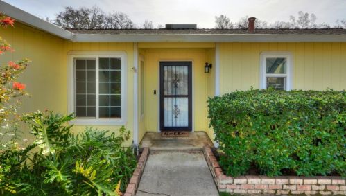 8835 Cadura Cir, Elk Grove, CA 95624-2238