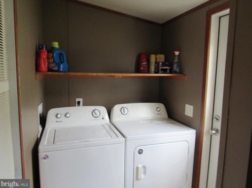 4226 Leah Ave, York PA  17315-3472 exterior