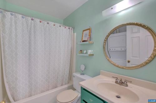 1474 Minor Ridge Ct, Charlottesville VA  22901-1630 exterior