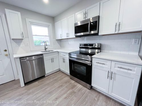 12 Yorkshire Ct, Lakehurst, NJ 08759-4537