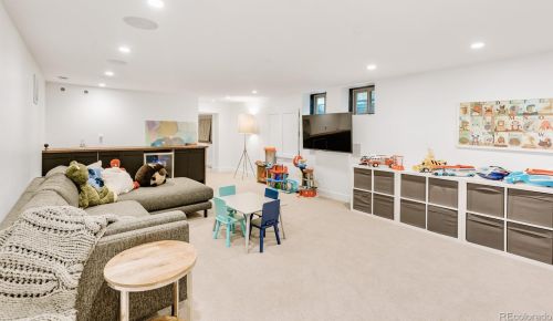 2220 4 Ave, Denver CO 80203-3931 exterior