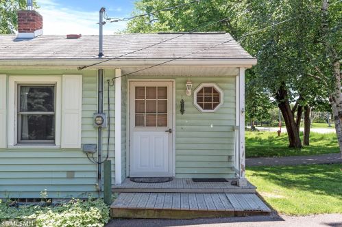 521 Geneva Ave, Saint Paul MN  55128-6421 exterior